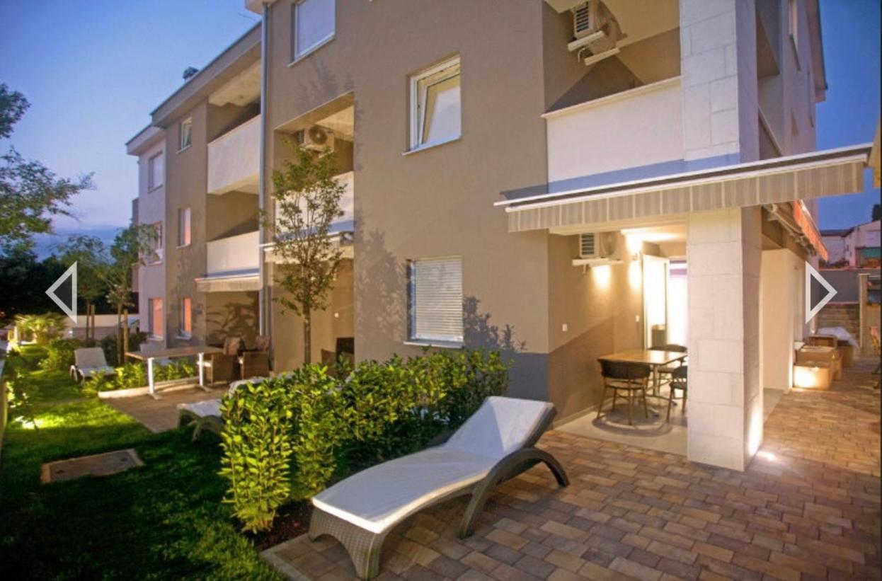 Daska Apartmani Njivice Esterno foto