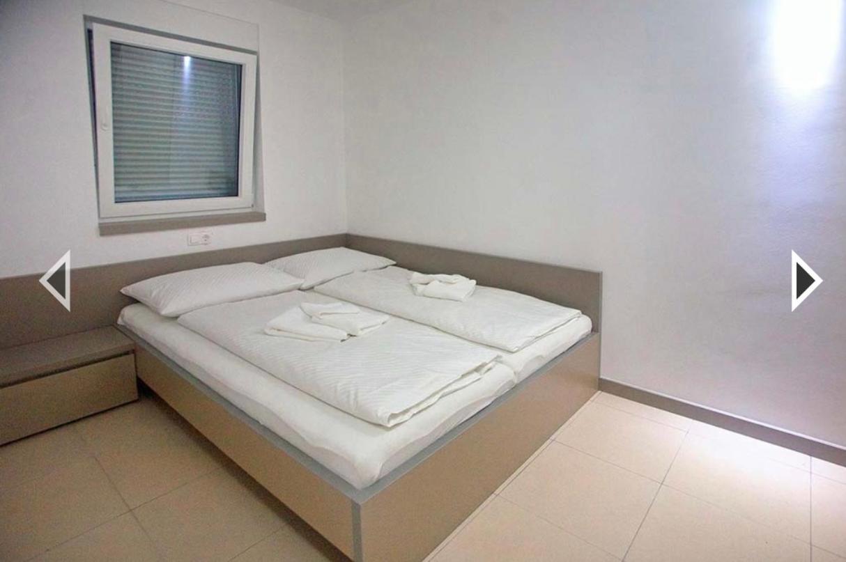 Daska Apartmani Njivice Esterno foto