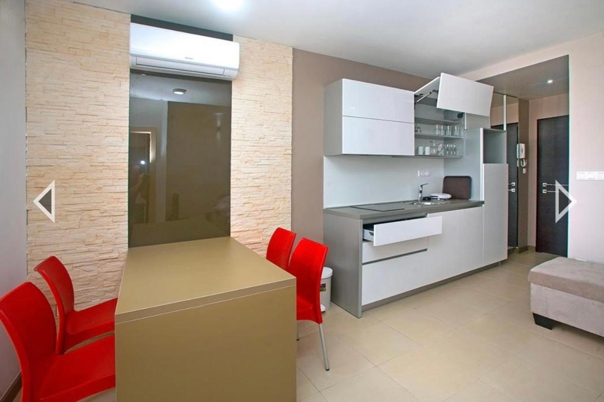 Daska Apartmani Njivice Esterno foto