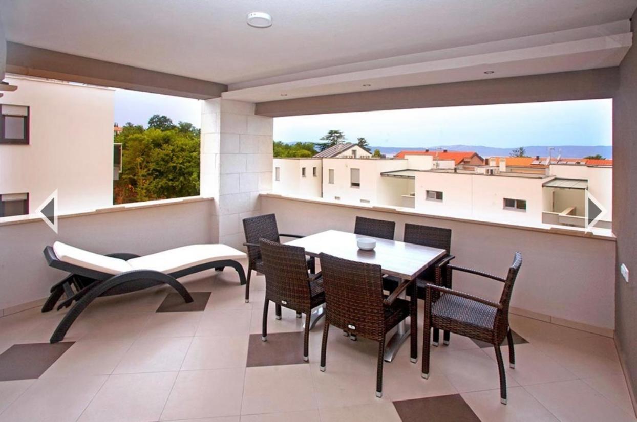 Daska Apartmani Njivice Esterno foto