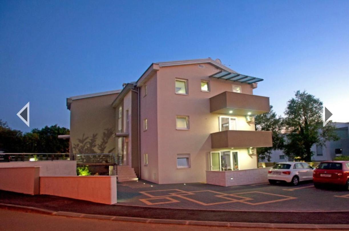 Daska Apartmani Njivice Esterno foto